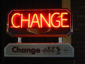 Neon_sign,_-CHANGE-